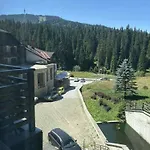 Aparthotel Pine Forest