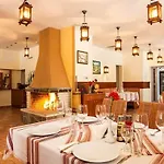 Pine Forest Aparthotel 4*