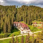 Pine Forest Aparthotel Pamporovo